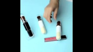 Portable 2 in 1 Foundation Brush With Double Head Multi-function Makeup Brush Retractable Makeup Brush Powder Brush(White)