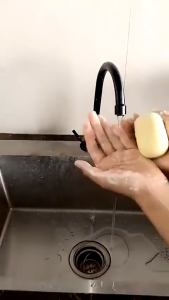 Sabun Pemutih Badan Dan Wajah Pria Wanita Original BPOM Prime Lus Beauty Soap