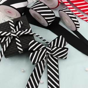 10 Yards Red Astros Ribbon Diagonal Striped Threaded Webbing White Garland Wrapping Wreaths Bows Wedding Gift Box Bag Christmas