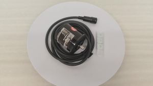 OMRON E6CP-AG5C-C แท้256P /R สวิตช์เข้ารหัสแบบหมุนขนาดเล็กอัตโนมัติ