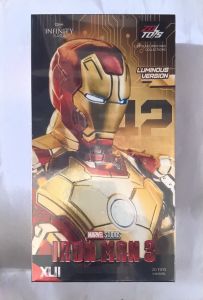 ZHONGDONGWANJU | Posable Light-Up Action Figure