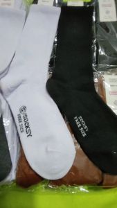 ถุงเท้านักเรียน ถุงเทาทำงานฟรีไซส์ ข้อยาว Socksy สีขาวเทา ขาว ดำ  น้ำตาล มีหลายสีให้เลือกขนาดฟรีไซส์ มีสินค้าพร้อมส่ง
