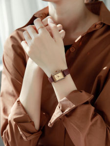 Julius | Luxurious Vintage Womens Square Watch