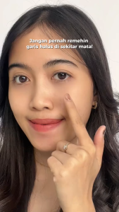 ( PAKET HEMAT ISI 2 ) Himalaya Under Eye Cream 2X 15ml - Krim Mencerahkan Lingkaran Mata