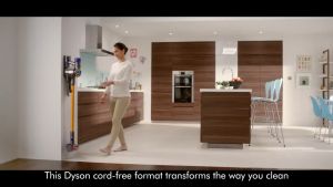 Dyson V8 Slim ™ Fluffy Cordless Vacuum Cleaner (Nickel/Red) - Penyedot Debu