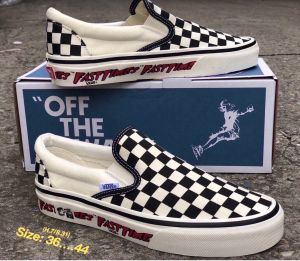รองเท้าผ้าใบแวน ฟรีกล่อง Sale ลายตาราง size36-45 สวย100%