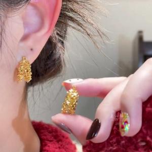 Luxurious Korean Style Golden Silver Fragment Earrings Versatile Elegant Design Geometric Pattern for Women Fashion Jewelry