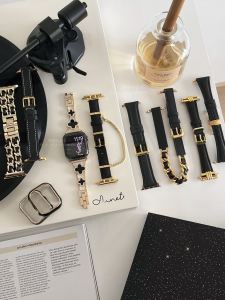 Dây Đeo Đồng Hồ Bằng Da Thật Black Metal Series Dành Cho Apple Watch S10 Iwatch9 Dây Đeo Đồng Hồ Nhỏ Thanh Lịch Dành Cho Phụ Nữ