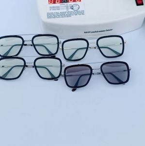 แว่นกรองแสงออกแดดเปลี่ยนสี เลนส์บลูบล็อคออโต้ ทรงเหลี่ยม CGA68
