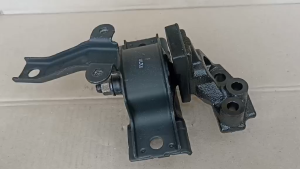 ENGINE SUPPORT  RH M/T for KIA PICANTO [MOBIS ORIGINAL] Part #21810-070502181007050