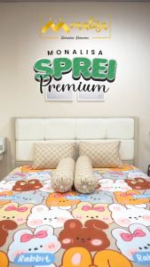 Sprei Monalisa Premium Motif Aesthetic Kekinian dengan karet anti geser 180x200 dan 160x200