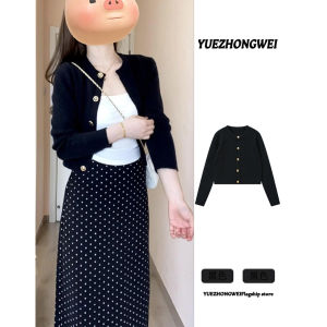 Áo Len Cardigan Dệt Kim Ôm Vừa Vặn Cổ Tròn Màu Đen Có Nút Vàng Cho Nữ Mùa Thu 2025 Áo Khoác Ngoài Ngắn Thời Trang