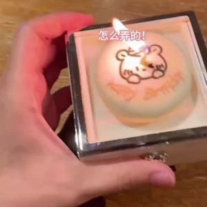 Creative Bear Rotating Ring Box Niche Eternal Rose Gift Box For Girlfriend Or WifeWhich Can Hold Necklaces And Rings