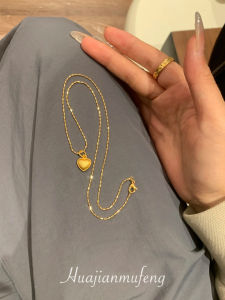 Elegant Gold Heart Pendant Necklace Womens Fashion Jewelry Lockbone Chain Accessory New 2025 Luxury Minimalist Style