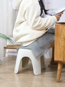 Strong and durable Small stool Plastic stool Large Size Rounded Corner Stackable Stool Anti-Skid Low Stool