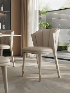 Genuine Leather Dining Chair Italian Minimalist Luxury Home Use Back Chair Master Design High-End Version Villa Restaurant Solid Wood Chair