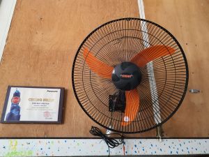 Quạt treo CN 45 tấc 65W YANFAN TC 18 (chuyển hướng điện). BH 24 tháng