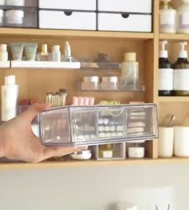 ตู้กระจก กล่องเก็บเครื่องสำอาง เดสก์ท็อปหลายชั้น ลิ้นชักอะคริลิก เคาน์เตอร์หอพัก ผลิตภัณฑ์ดูแลผิว กล่องใสกันฝุ่น ติดต่อสุขภาพและเทคโนโลยีของคุณ