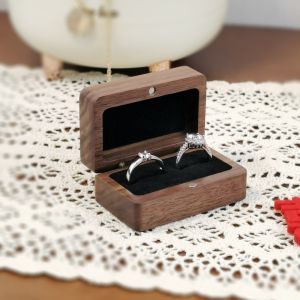 Solid Wood Rectangular Couple Rings Storage Box Stud Earrings Ornament Wooden Present Box Wedding Ring Collection Box Free Engraving Customization