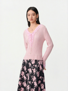 Koradior | Tailored Fitted Elegant Breathable Knitwear