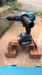 [ SALE 50% ] Máy Khoan Pin 199V Makita Mẫu Mới - Máy Bắn Vít Pin Makita Không Chổi Than 199v 2 Pin - 13mm Đa Năng Máy Khoan Bắt Vít Gia Đình Cầm Tay Dùng Pin Li-Ion Chất lượng cao 3 chế độ khoan có thể điều chỉnh tốc độ.