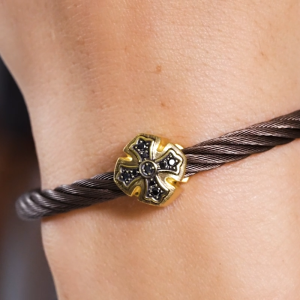 Chow Sang Sang 周生生 999 Gold XL Black Diamond Cross Charm for Men 94591C (Bracelet Not Included)