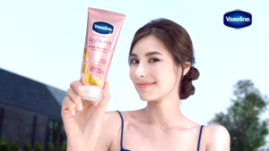 Vaseline Rose Gluta-Hya Serum Burst Lotion Dewy Radiance/Flawless Glow/Overnight Repair 300ml