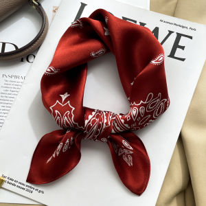 Fashionable Silk Scarf Red Floral Print Luxury Gift Box Bohemian Style Spring Autumn Square Scarf for Women City Product Show
