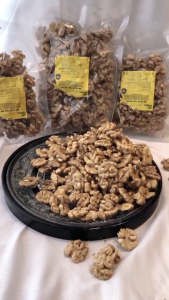 【COD】【BUY 1 TAKE 1】500g Roasted Walnuts Roasted Nuts Without Addition Instant Eat Walnut Meat Family Snacks Healthy snacks
