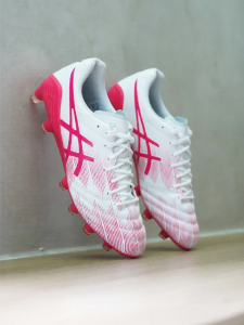 ASICS | Limited Edition Soccer Shoes