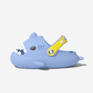 Shark รองเท้าแตะเด็กฤดูร้อน Boys & Girls 2025 ใหม่การ์ตูน Anti-Slip เด็กวัยหัดเดิน Baby Breathable
