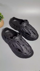 Wespro Lavarock 01 Sepatu Sandal Pria Slip On Pylon 3D Tampilan - Ukuran 39-44 - 100% Original - Lightweight dan Kuat - Garansi Uang Kembali - Model Baim - Tinggi Outsole 2cm