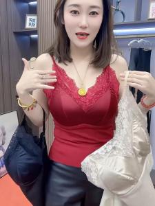 2024 Fall and Winter New Arrival Womens French Style Lace Satin Sling Beautiful Back Integrated Wireless Gather Slim Heattech Vest
