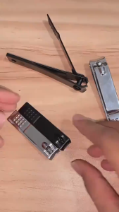 Gunting Kuku Jumbo Besar Hitam Silver Super Tajam Stainless Tahan Karat Manicure Pedicure 8CM