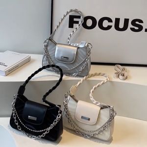 Tas Wanita Korea & Tas Bahu Wanita Import: Temukan Tas Selempang Wanita Premium