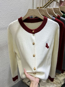 เสื้อคาร์ดิแกนถักคอตั้งแขนยาวผ้าขนสัตว์ปักลายสีบล็อกสุดหรูสำหรับผู้หญิงในฤดูใบไม้ร่วงและฤดูหนาว เสื้อสเวตเตอร์สีแดงคริสต์มาส