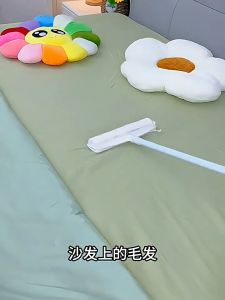 ที่กลิ้งกำจัดฝุ่นแบบยาว ลูกกลิ้งเก็บขน กระดาษเหนียว ไม่ทิ้งครบ ลูกกลิ้งทำความสะอาด สามารถปรับได้  เก็บขนและฝุ่น