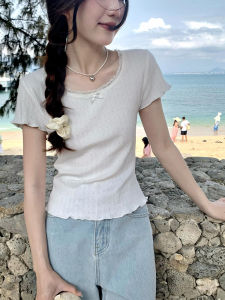 Cozy Days Butterfly Knot Lace Short-Sleeve T-shirt for Women Slim-fitting Summery Design Unique Creative Bow Pattern