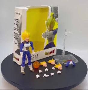 Bandai SHF Dragon Ball Super Saiyan Large Vegeta Figure Action Figure Desktop Collectible Gift Ornament
