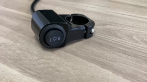 High Quality Domino Driving Light Left Right Switch The New Universal 3 Way Light Motorcycle Rocker Switch with Waterproof Connector for FOG Light