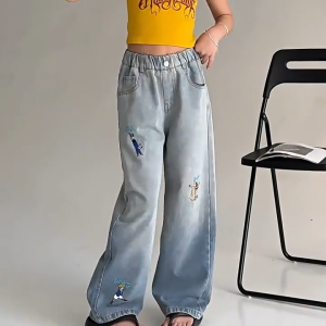 130-160เซนติเมตร กางเกงยีนส์เด็กผู้หญิง กางเกงเด็ก เวอร์ชั่นเกาหลี การออกแบบปัก ใหม่ 【จัดส่งจากประเทศไทย】