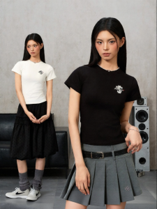 Dotted Hearts Stylish Short Tee