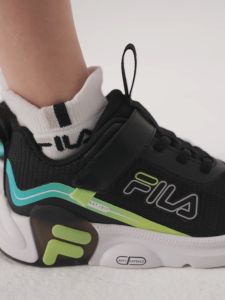 (EU26-32) FILA KIDS FIT TRAINER PERFORMANCE Boys Sneakers in White