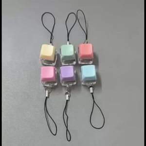 3/6PCS Keyboard Fidget Toy Keyboard Keychain Decompression Toys Button Stress Relief Gifts for Office School