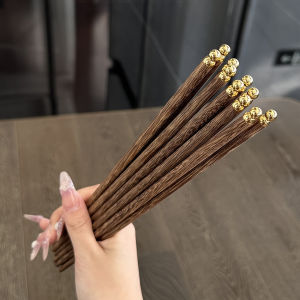 Luxurious Chicken Wing Wood Chopsticks Traditional Chinese Style High End Solid Wood Chopsticks for Home Use Handmade Polished
