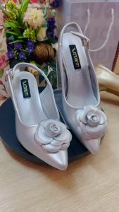 รองเท้าคัทชูหัวแหลมรัดส้น K555-10 Z1