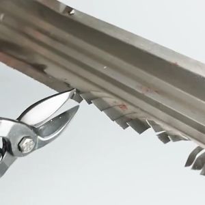 MUSCLE COW กรรไกรตัดเหล็ก 10 นิ้ว กรรไกรเหล็กแผ่น กรรไกรตัดเหล็กแผ่นปากตรง (ตัดตรง ตัดโค้งซ้าย ตัดโค้งขวา) กรรไกรตัดเหล็กแผ่นบาง ตัดเมทันที่ 10 ปริมาณ