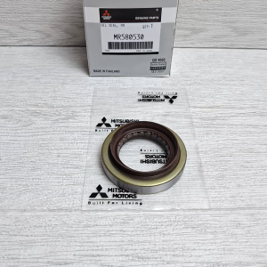 OIL SEAL PINION  BELAKANG MITSUBISHI L300 DIESEL L200 TRITON MR580530 PART MOBIL