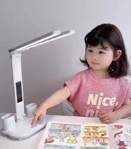 โคมไฟตั้งโต๊ะ LED ไฟอ่านหนังสือ ปรับความสว่างได้ USB