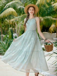 XIANGYING | Halter Embroidery French Style Waisted Dress Green